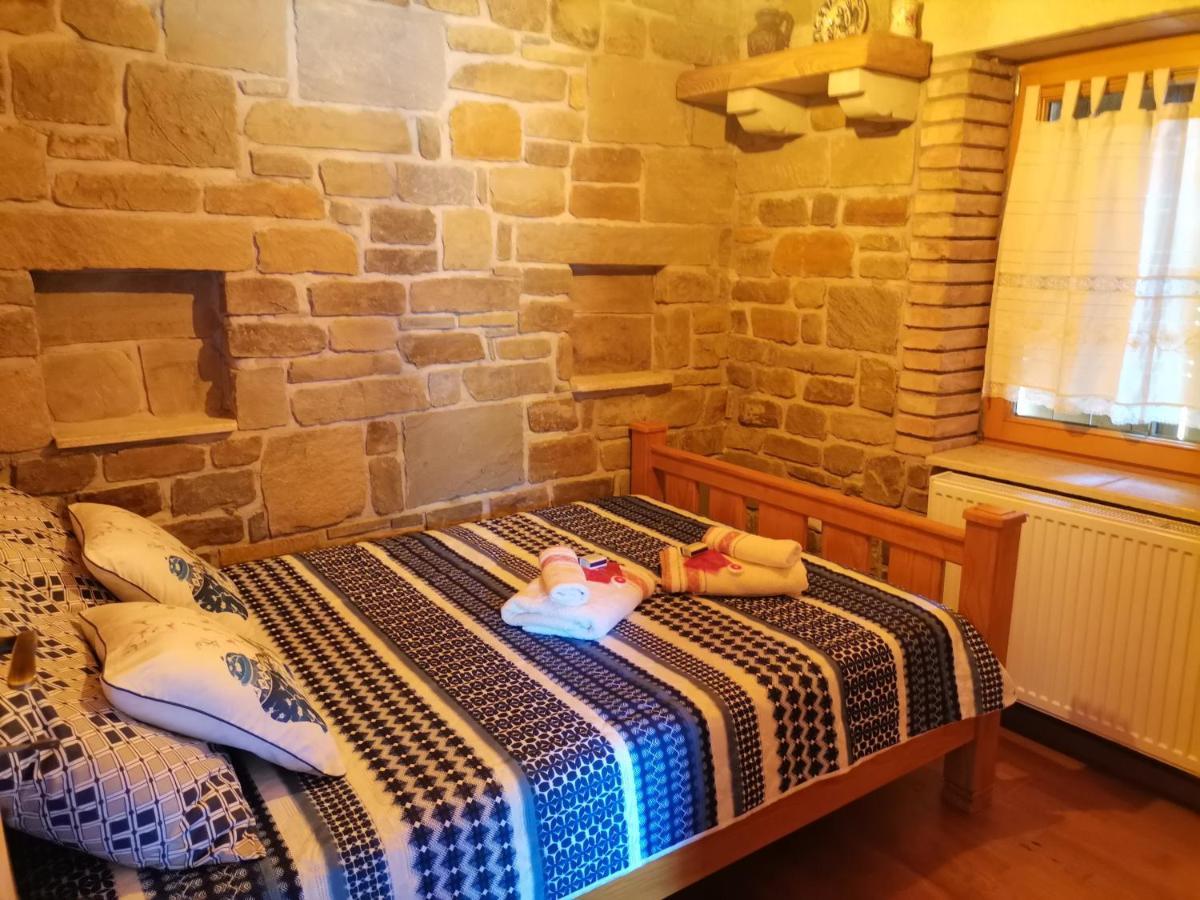 Cabana Casa De Piatra, De La Mara Deseşti Buitenkant foto